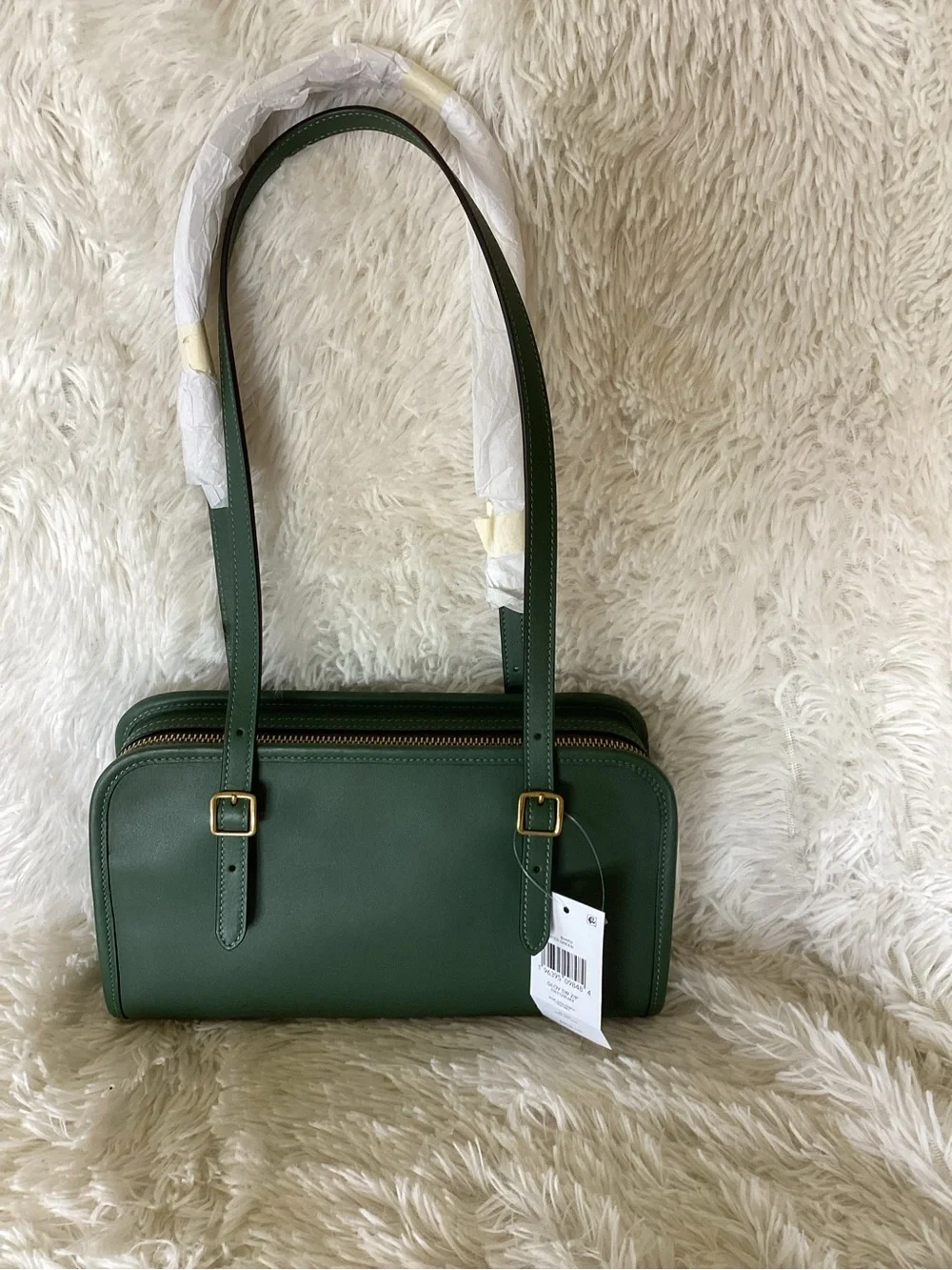 Coach Hunter Green Swing zip Shoulder Bag